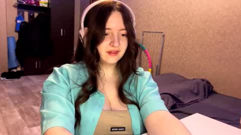 Snapshot of tifany_tv chatting on 11/10/25, 06:40 Kate online show from 11/10/25, 06:40