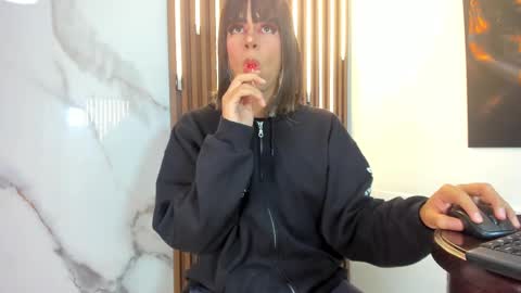 Snapshot of tiff_valentine chatting on 02/23/25, 05:23 Tiffany online show from 02/23/25, 05:23