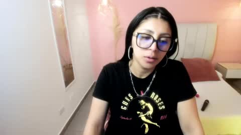 Snapshot of tiffani__love chatting on 03/08/25, 01:47 Tiffany online show from 03/08/25, 01:47