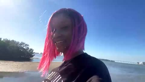 Snapshot of tiffanilove chatting on 01/09/25, 07:40 Tiffani Love online show from 01/09/25, 07:40