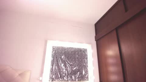 Tiff online show from 02/07/25, 04:27