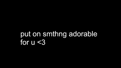 Im here on Fridays Saturdays Sundays  online show from 11/24/25, 02:00