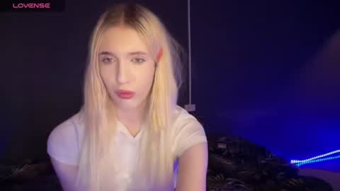 Amira online show from 07/14/26, 10:59