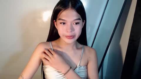 tiffany_amberx online show from 05/27/26, 10:01