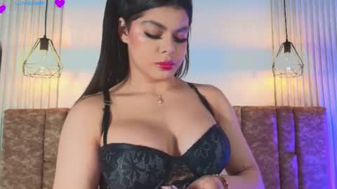 tiffany_johnson111 online show from 06/12/26, 07:24