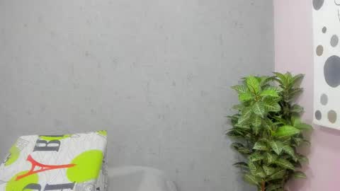 tiffany_mendez online show from 11/15/25, 12:02