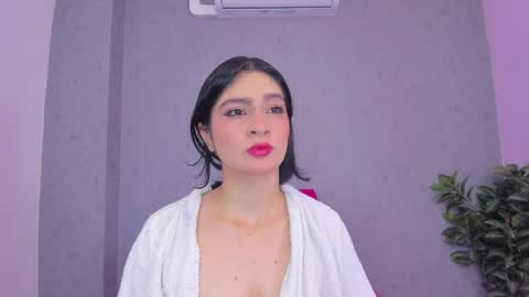 Snapshot of tiffany_mendez chatting on 04/20/26, 12:08 tiffany_mendez online show from 04/20/26, 12:08
