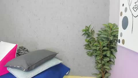 Snapshot of tiffany_mendez chatting on 04/22/26, 12:07 tiffany_mendez online show from 04/22/26, 12:07
