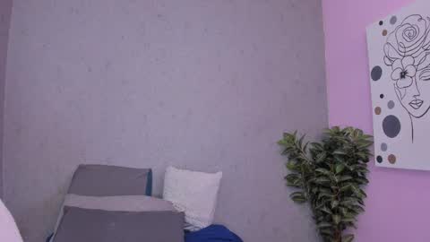 Snapshot of tiffany_mendez chatting on 05/09/26, 12:10 tiffany_mendez online show from 05/09/26, 12:10