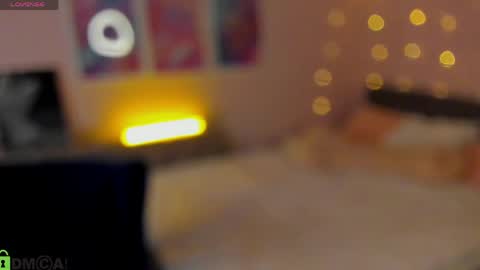 tiffany_robinson online show from 04/05/26, 03:04