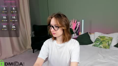 tiffany_roy online show from 12/25/24, 02:57