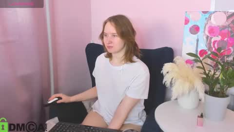 tiffany_roy online show from 02/25/25, 03:42