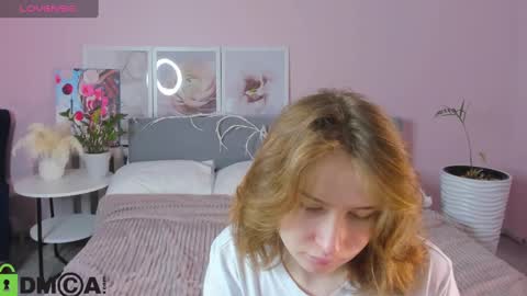 tiffany_roy online show from 03/05/25, 02:46