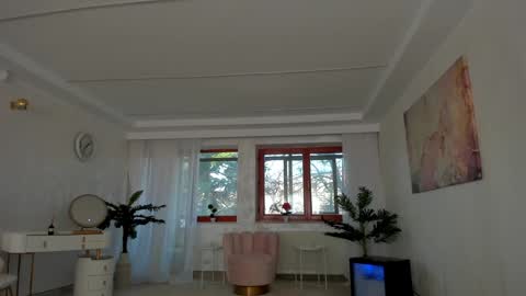 Tiffany Houston online show from 01/17/25, 07:19