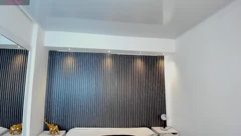 Snapshot of tiffanyhoustton chatting on 02/11/26, 11:48 tiffanyhoustton online show from 02/11/26, 11:48