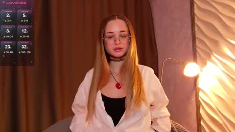 Tiffany online show from 11/21/25, 01:54