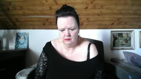 TiffanyMature online show from 04/29/26, 08:18