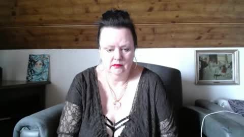 TiffanyMature online show from 05/05/26, 09:17