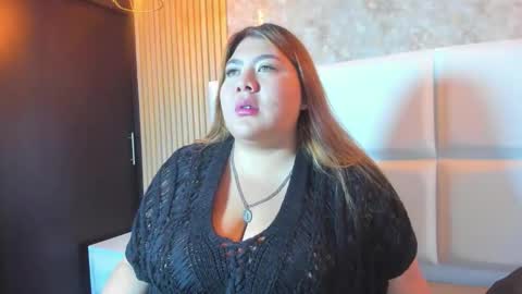 Snapshot of tiffanymonrow chatting on 02/16/26, 01:40 TiffanyMonrow online show from 02/16/26, 01:40