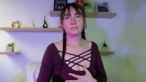 Tiffany online show from 12/19/25, 09:00