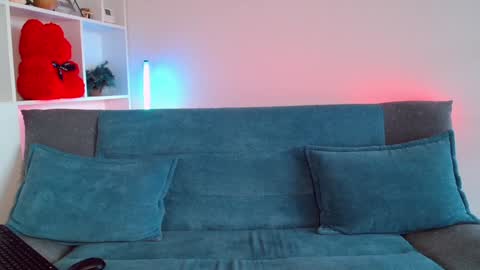 tiff online show from 02/01/25, 08:39