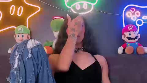 Tiffany  online show from 09/08/25, 09:36