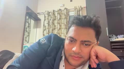 Snapshot of tigertinku chatting on 11/19/25, 06:19 tigertinku online show from 11/19/25, 06:19