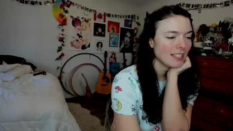 Snapshot of tiggerrosey chatting on 02/12/25, 10:59 All my Links online show from 02/12/25, 10:59