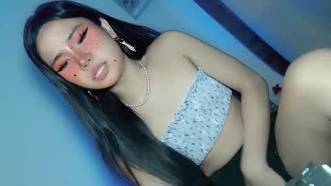 tight_elliana online show from 12/15/25, 04:50