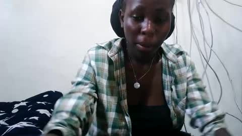 Snapshot of tight_pussie chatting on 07/05/26, 05:47 tight_pussie online show from 07/05/26, 05:47