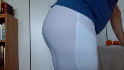 Tightshortsspank online show from 02/11/25, 07:38