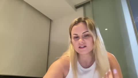 Lexi online show from 02/27/25, 09:32
