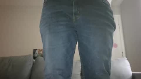 Snapshot of tigran6911 chatting on 04/10/26, 05:17 tigran6911 online show from 04/10/26, 05:17