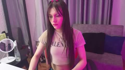 Snapshot of tiinajonus_ chatting on 02/18/26, 04:08 tiinajonus_ online show from 02/18/26, 04:08