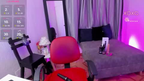 Snapshot of tiinajonus_ chatting on 06/25/26, 04:01 tiinajonus_ online show from 06/25/26, 04:01