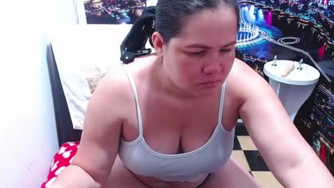 Tila online show from 07/02/26, 01:16