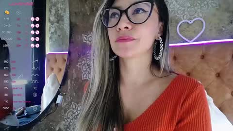 Snapshot of tila_tequila15 chatting on 01/21/25, 03:43 TILA TEQUILA online show from 01/21/25, 03:43