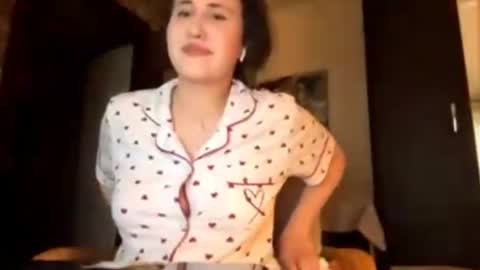 Emma online show from 06/16/26, 04:20