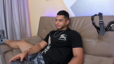 Snapshot of tiler_price chatting on 02/22/25, 07:58 Tyler online show from 02/22/25, 07:58