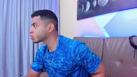 Snapshot of tiler_price chatting on 03/02/25, 12:32 Tyler online show from 03/02/25, 12:32