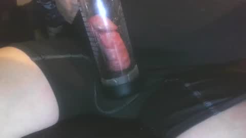 tim0926 online show from 10/23/25, 03:17