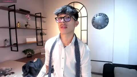 Tim Fox online show from 11/11/25, 12:05