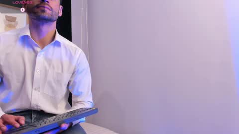 Snapshot of tim__watson chatting on 02/17/25, 02:42 Tim online show from 02/17/25, 02:42