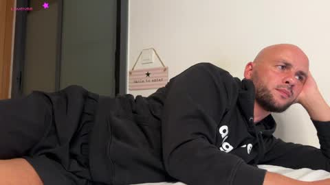 Tim Beard online show from 05/06/26, 10:04
