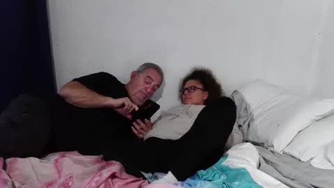 Tim  Amanda online show from 10/30/25, 07:47