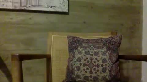 Snapshot of timber2255 chatting on 10/18/25, 01:30 timber2255 online show from 10/18/25, 01:30