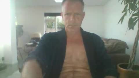 Snapshot of times20 chatting on 09/17/25, 05:09 times20 online show from 09/17/25, 05:09