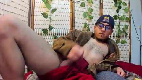 Snapshot of timewith_sebas chatting on 01/23/25, 12:57 salem online show from 01/23/25, 12:57