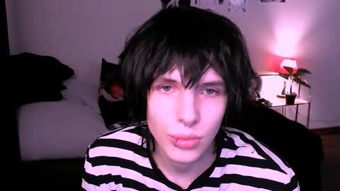 Snapshot of timi_moon chatting on 11/16/25, 11:49 timi_moon online show from 11/16/25, 11:49