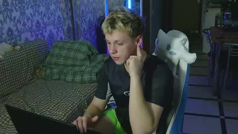 Tim WhiteS online show from 03/11/26, 09:32